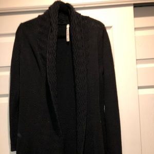 Leo & Nicole Long Cardigan, Size Medium, Black